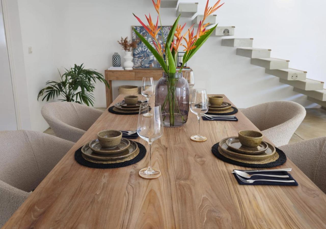 Modern Villa In Grand Bay - Short Walk To Beach ภายนอก รูปภาพ