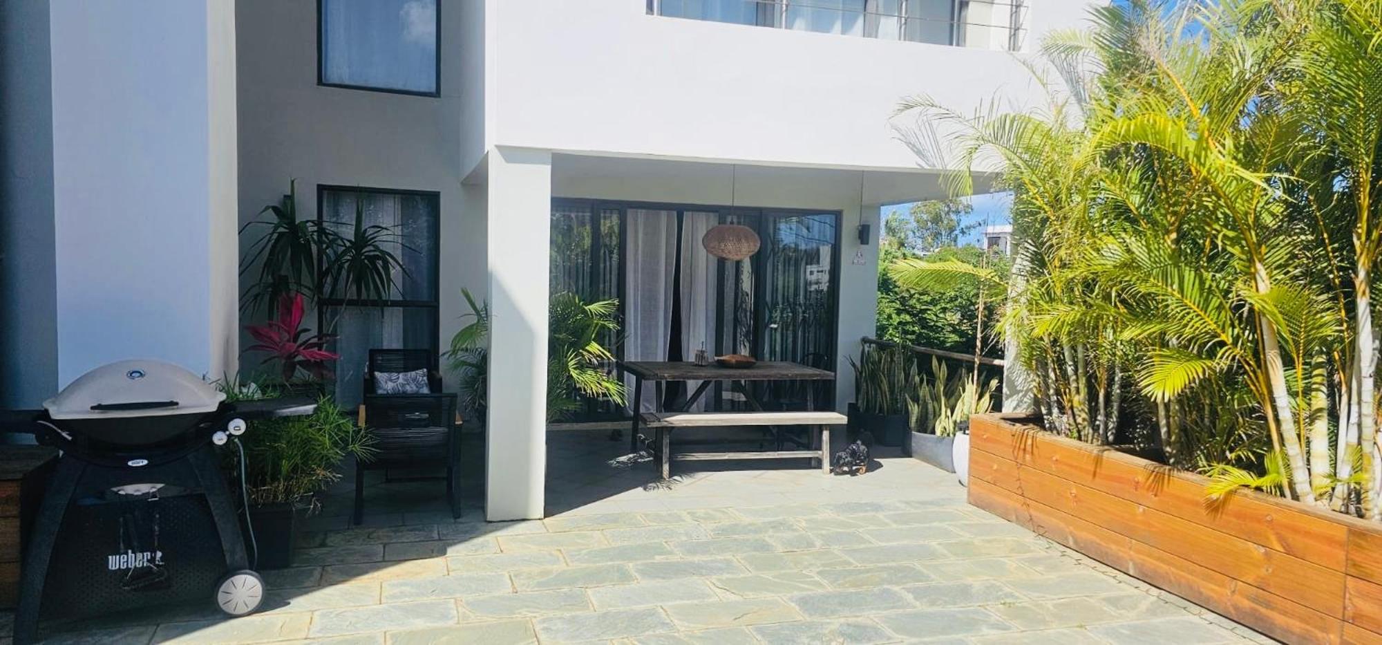 Modern Villa In Grand Bay - Short Walk To Beach ภายนอก รูปภาพ